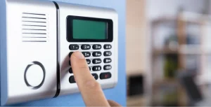 Как обеспечить надёжную охрану квартиры с помощью пультовой установки